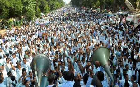  ନୂଆ ବର୍ଷରେ ନୂଆ ଭେଟି ଆଶାରେ ପ୍ରାଥମିକ ଶିକ୍ଷକ ସଂଘ ଆନ୍ଦୋଳନ ସ୍ଥଗିତ 
