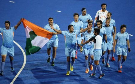 ଏସିଆନ୍‌ ଗେମ୍ସରେ ସ୍ୱର୍ଣ୍ଣ ଜିତିଲେ ଭାରତୀୟ ହକି ଦଳ , ଖେଳାଳି ଓ ସହାୟକ କର୍ମଚାରୀଙ୍କ ପାଇଁ ୫ ଲକ୍ଷ ଟଙ୍କା ଲେଖାଏଁ ପୁରସ୍କାର ଘୋଷଣା କଲେ ମୁଖ୍ୟମନ୍ତ୍ରୀ