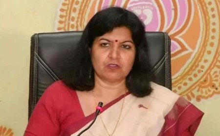 ନୂଆ ବୋତଲ, କିନ୍ତୁ ପୁରୁଣା ମଦ: ଅପରାଜିତା ଷଡ଼ଙ୍ଗୀ