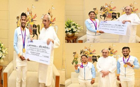 ଅମିତ ରୋହିଦାସ ଓ ଦୀପ ଗ୍ରେସ ଏକ୍କାଙ୍କୁ ସମ୍ବର୍ଦ୍ଧିତ କଲେ ମୁଖ୍ୟମନ୍ତ୍ରୀ