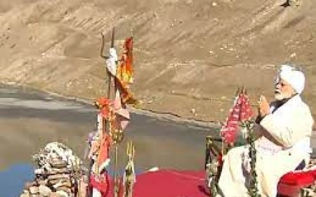 ପାର୍ବତୀ କୁଣ୍ଡରେ ପ୍ରଧାନମନ୍ତ୍ରୀଙ୍କ ପୂଜାର୍ଚ୍ଚନା