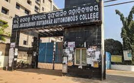 ବିଜେବି କଲେଜକୁ ନୋଟିସ, କାହିଁକି ଜାଣନ୍ତୁ