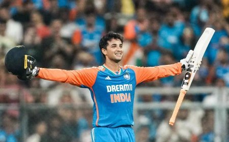 ରୋହିତଙ୍କ ରେକର୍ଡକୁ ପଛରେ ପକାଇଲେ ଅଭିଷେକ