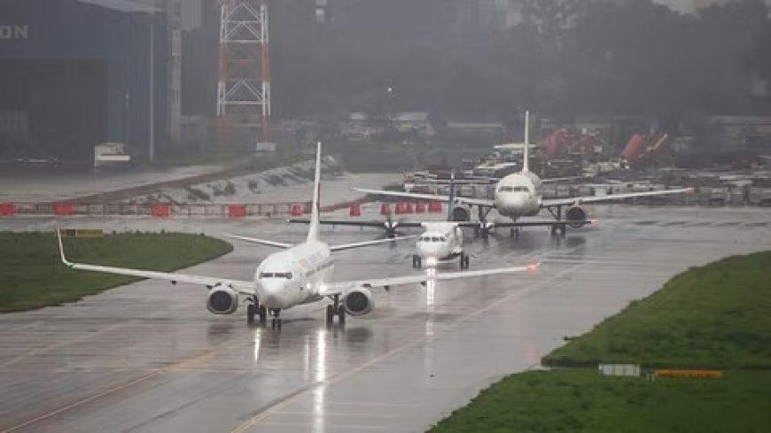 ବାତ୍ୟା ମୋନ୍ଥାର ତାଣ୍ଡବ: ଟ୍ରେନ୍ ପରେ ବାତିଲ୍ ହେଲା ୩୨ଟି ଫ୍ଲାଇଟ୍, ଜାଣନ୍ତୁ ସବୁ ରୁଟ୍